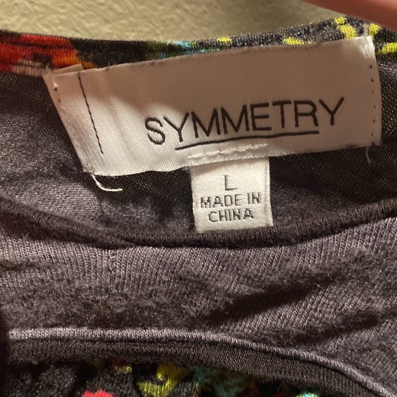 SYMMETRY black tank top with flowers women size L - Picture 2 of 3